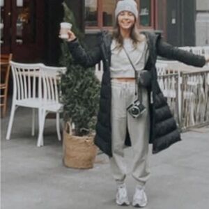 Light sage Daily Drills sweat pant and cropped sweater set